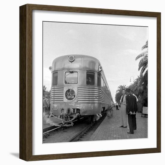 Cross Country Travel-Sam Shere-Framed Photographic Print