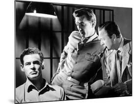 Crossfire, Robert Ryan, Robert Mitchum, Robert Young, 1947-null-Mounted Photo