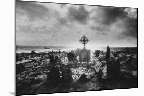 Crosspoint Cemetery, Belmullet, County Mayo, Ireland-Simon Marsden-Mounted Giclee Print