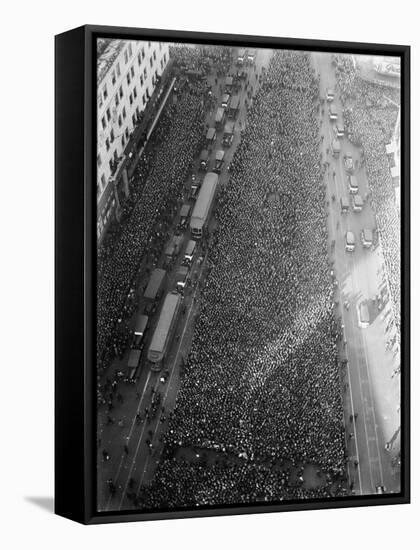 Crowd at Time Square for 1921 World Series-null-Framed Stretched Canvas