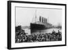 Crowd Watching the Lusitania Photograph - New York, NY-Lantern Press-Framed Art Print