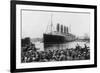 Crowd Watching the Lusitania Photograph - New York, NY-Lantern Press-Framed Art Print