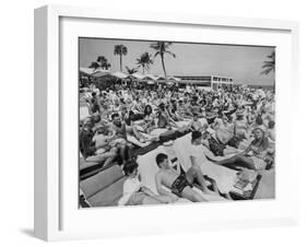 Crowded Beach-null-Framed Photographic Print