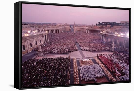 Crowds in Saint Peter's Square-Vittoriano Rastelli-Framed Stretched Canvas