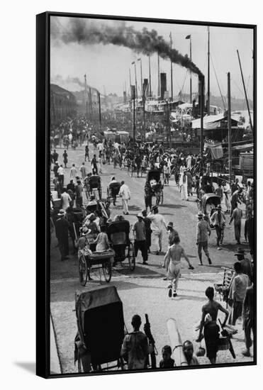 Crowds on the Bund in Shanghai-null-Framed Stretched Canvas