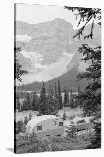 Crowfoot Glacier from Icefields Parkway-Philip Gendreau-Stretched Canvas