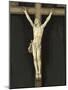 Crucifix en ivoire sur fond de velours, dans un cadre-null-Mounted Giclee Print