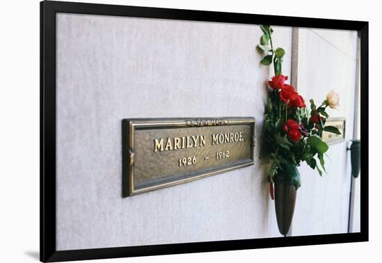 Crypt of Marilyn Monroe-null-Framed Photographic Print