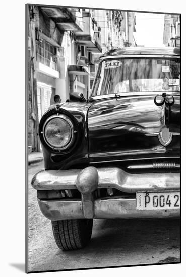 Cuba Fuerte Collection B&W - Old American Taxi Car IV-Philippe Hugonnard-Mounted Photographic Print