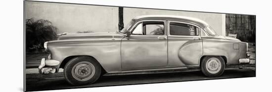 Cuba Fuerte Collection Panoramic BW - Beautiful Retro Car-Philippe Hugonnard-Mounted Photographic Print