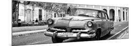 Cuba Fuerte Collection Panoramic BW - Cuban Retro Car II-Philippe Hugonnard-Mounted Photographic Print