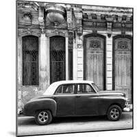 Cuba Fuerte Collection SQ BW - Vintage Car in Havana-Philippe Hugonnard-Mounted Photographic Print