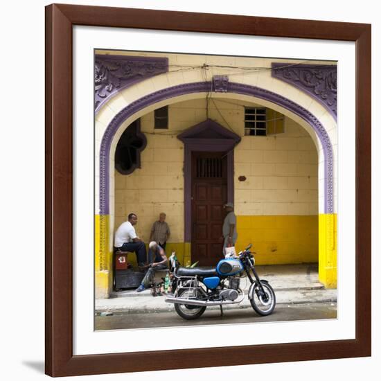 Cuba Fuerte Collection SQ - Living in Havana-Philippe Hugonnard-Framed Photographic Print