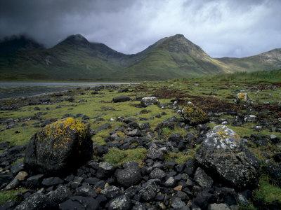 https://imgc.allpostersimages.com/img/posters/cuillin-hills-from-the-shores-of-loch-slapin-isle-of-skye-highland-region-scotland-uk_u-L-P7LS4W0.jpg?artPerspective=n