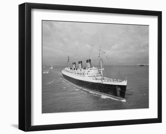 Cunard Liner Queen Mary Leaves Southampton for the Last Time for Her Retirement Berth, October 1967-null-Framed Premium Photographic Print