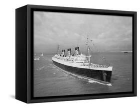 Cunard Liner Queen Mary Leaves Southampton for the Last Time for Her Retirement Berth, October 1967-null-Framed Stretched Canvas