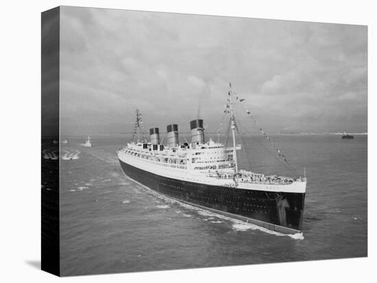 Cunard Liner Queen Mary Leaves Southampton for the Last Time for Her Retirement Berth, October 1967-null-Stretched Canvas