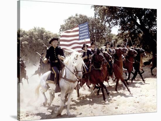 Custer l homme by l ouest by RobertSiodmak with Robert Shaw, 1967 (photo)-null-Stretched Canvas