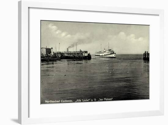 Cuxhaven, Alte Liebe, Dampfschiff Jan Molsen, Hapag-null-Framed Giclee Print