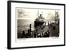 Cuxhaven, an Der Alten Liebe, Dampfschiff Vörwärts-null-Framed Giclee Print