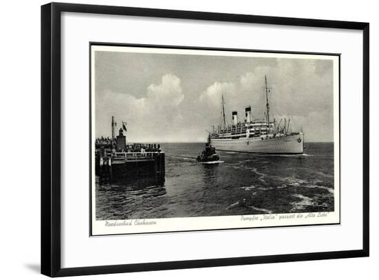 Cuxhaven, Dampfer Italia Passiert Die Alte Liebe--Framed Giclee Print