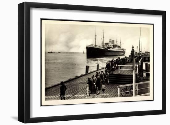 Cuxhaven, Dampfschiff Albert Ballin, Hapag-null-Framed Giclee Print