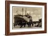 Cuxhaven, Hapag, Dampfer Albert Ballin, Passagiere-null-Framed Giclee Print