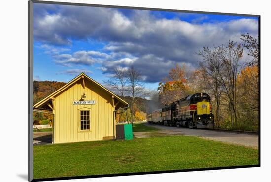 Cuyahoga Valley Scenic Railroad in Autumn in Cuyahoga National Park, Ohio, USA-Chuck Haney-Mounted Photographic Print