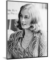 Cybill Shepherd-null-Mounted Photo