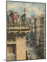 Cycle Stunt in Usa-Alfredo Ortelli-Mounted Art Print