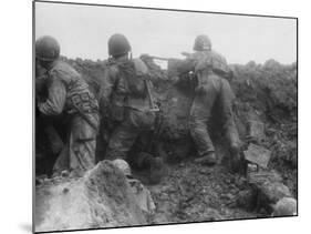 D-Day - American Troops Taking Cover-Robert Hunt-Mounted Photographic Print