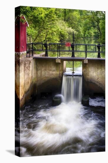 D & R Canal Lock, New Jersey-George Oze-Stretched Canvas