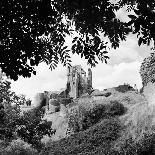 Corfe Castle, 1952-Daily Mirror-Photographic Print