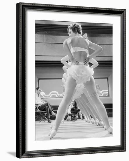 Dames, 1934-null-Framed Photographic Print