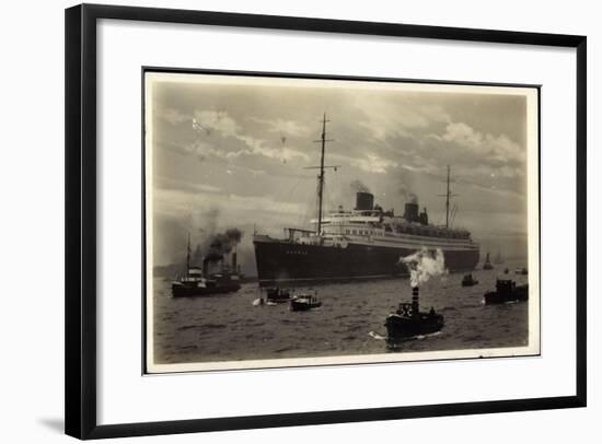 Dampfer Bremen, Norddeutscher Lloyd Bremen, Lotsen-null-Framed Giclee Print