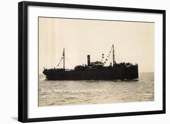 Dampfer Herbert Horn Bringt Kriegsgefangene Zurück-null-Framed Giclee Print