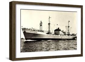 Dampfer M.S. Prins Johan Willem Friso, Oranje Lijn-null-Framed Giclee Print