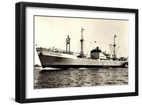 Dampfer M.S. Prins Johan Willem Friso, Oranje Lijn-null-Framed Giclee Print