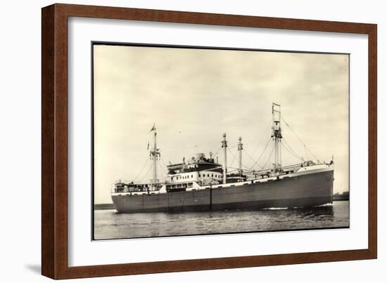 Dampfer M.S. Prins Willem George Frederik, Oranje L-null-Framed Giclee Print