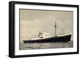 Dampfer M.V. Dongedyk, Holland America Line-null-Framed Giclee Print