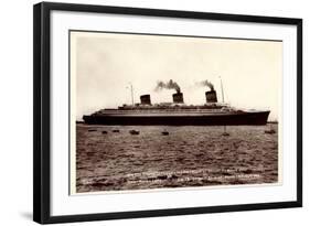 Dampfer Normandie Der Cgt Fährt Nach New York-null-Framed Giclee Print