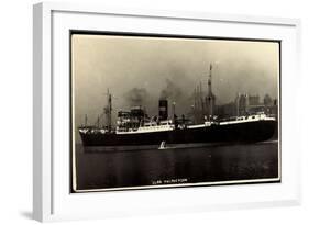 Dampfschiff Clan Macpherson Am Hafen in Fahrt-null-Framed Giclee Print