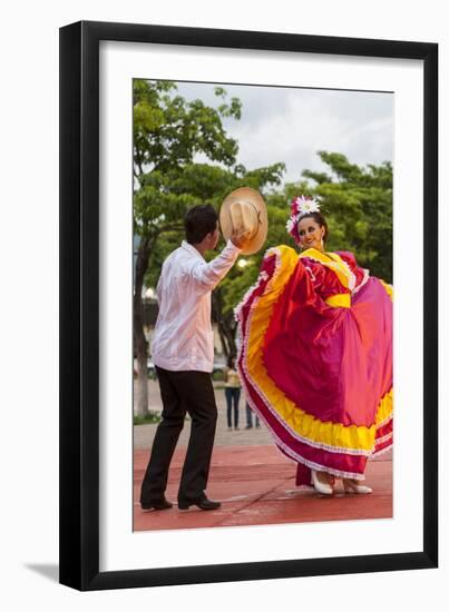 Dancers Entertain a Crowd, Central, Chiapa De Corzo, Chiapas, Mexico-Brent Bergherm-Framed Photographic Print