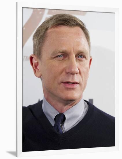 Daniel Craig-null-Framed Photo