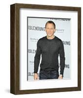 Daniel Craig-null-Framed Photo