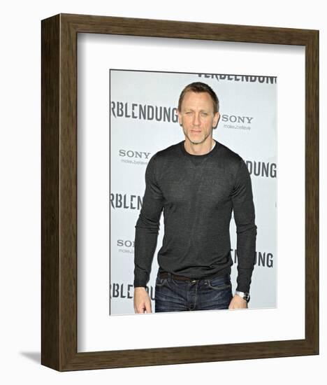 Daniel Craig-null-Framed Photo