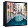 Canvas Black