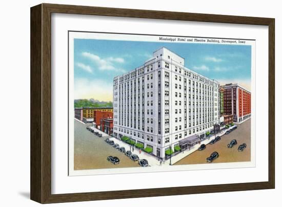 Davenport, Iowa, Exterior View of the Mississippi Hotel and Theatre Building-Lantern Press-Framed Art Print