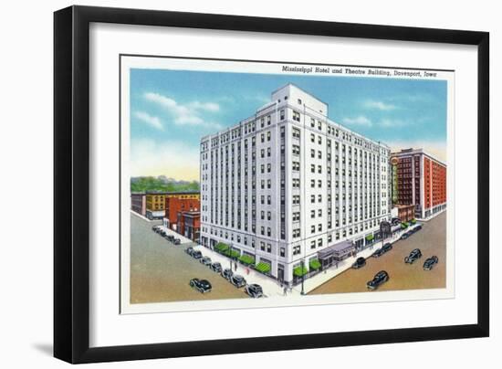 Davenport, Iowa, Exterior View of the Mississippi Hotel and Theatre Building-Lantern Press-Framed Art Print