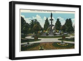 Davenport, Iowa, View of the Vanderveer Park Fountain-Lantern Press-Framed Art Print